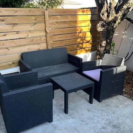 Appart Toulousaine Avec Patio Rdc Aucamville Экстерьер фото