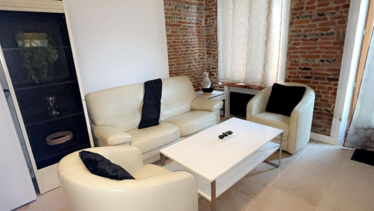 Appart Toulousaine Avec Patio Rdc Aucamville Экстерьер фото